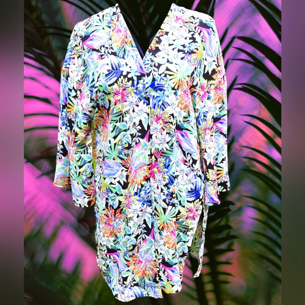 Hippie Rose NWT Black Tropical Floral Cover Up / Kimono Size Medium